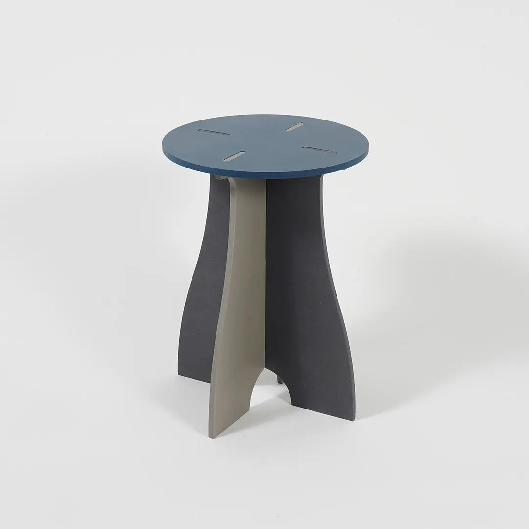 VIVIDNESS Assembled Stool BLUE