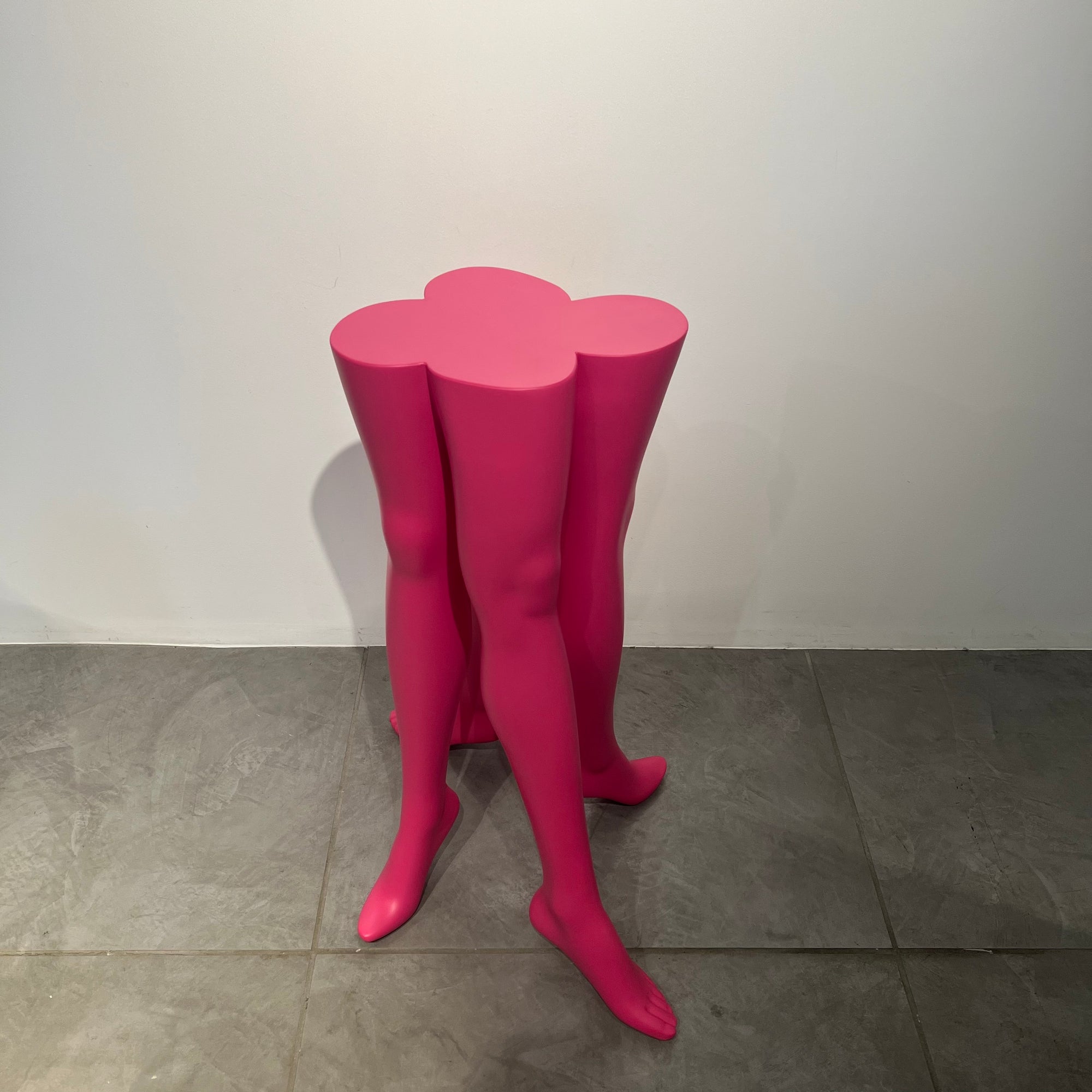 MANNEQUIN UPCYCLE 25 ART FURNITURE TABLE - MAD PINK